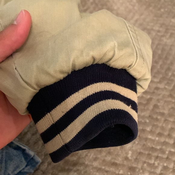 Rare 90’s Disney Winnie The Pooh Hooded Bomber Jacket - Picture 14 of 16